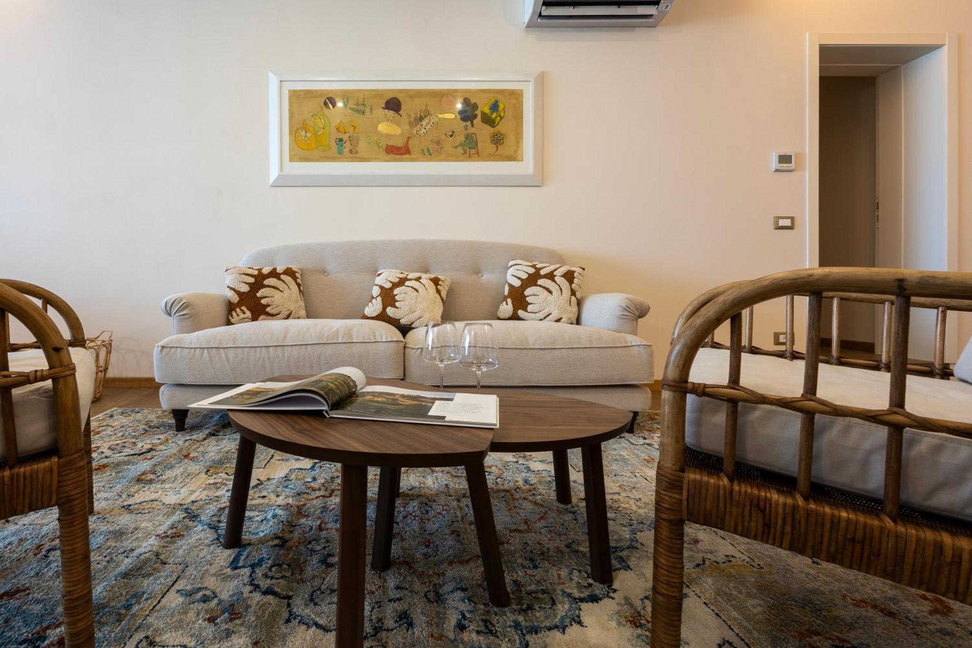 Palazzo Gessi Room And Breakfast Borghi ภายนอก รูปภาพ