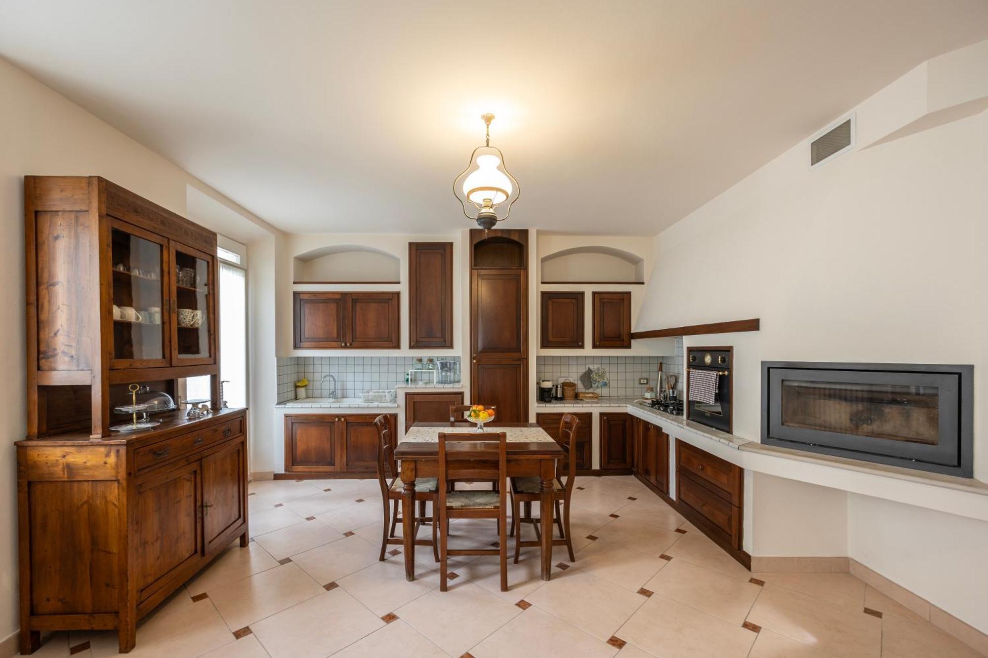 Palazzo Gessi Room And Breakfast Borghi ภายนอก รูปภาพ