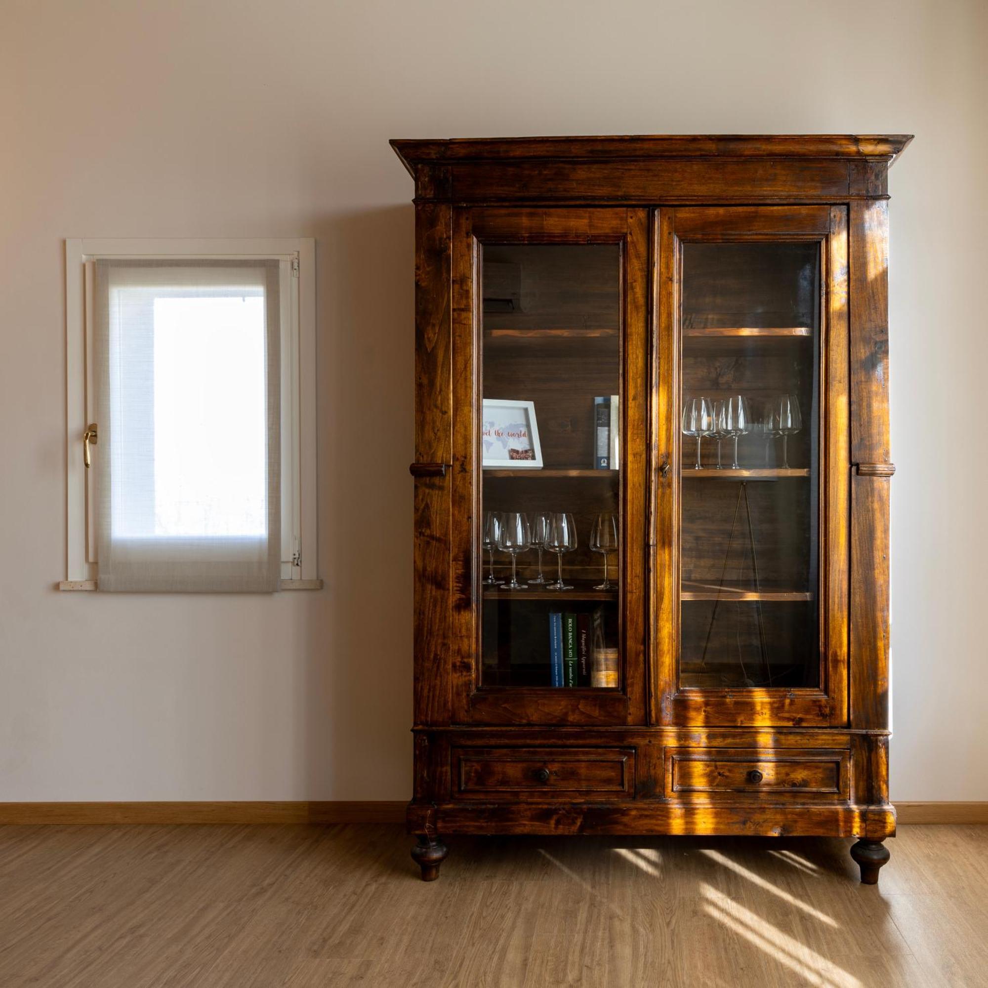 Palazzo Gessi Room And Breakfast Borghi ภายนอก รูปภาพ